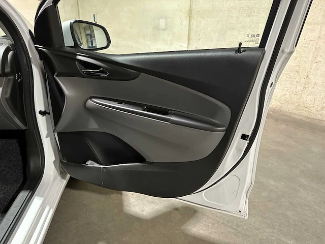 Opel karl 1.0 ecofl innovation 75pk 2016, kd-023-z - afbeelding 32 van  41