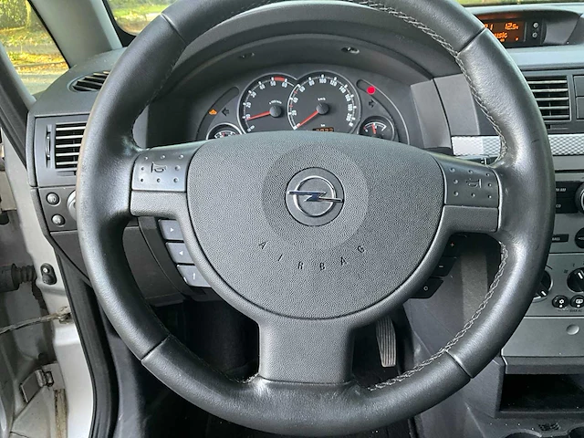 Opel meriva - 1.3 cdti cosmo - personenauto - afbeelding 14 van  22