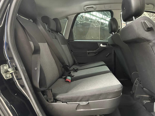 Opel meriva 1.4-16v enjoy 90pk 2004, 97-pt-gk - afbeelding 25 van  35