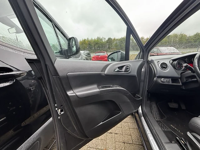 Opel meriva 1.7 cdti cosmo dpf 100 at,2011 - afbeelding 34 van  36