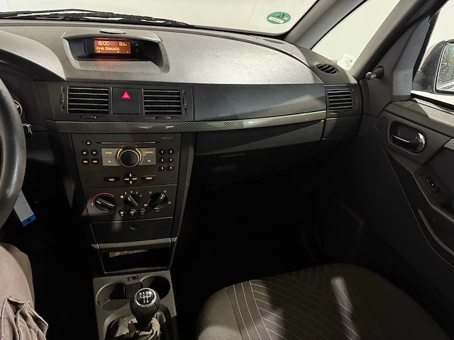Opel meriva 1.8-16v enjoy, 02-tn-xf - afbeelding 2 van  13