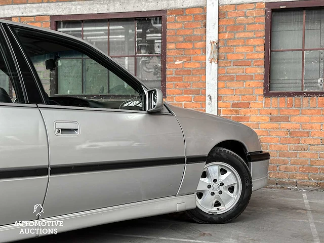 Opel omega 3000 24v 204pk 1991 - afbeelding 13 van  55