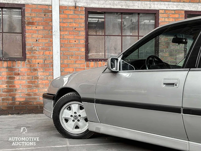 Opel omega 3000 24v 204pk 1991 - afbeelding 20 van  55