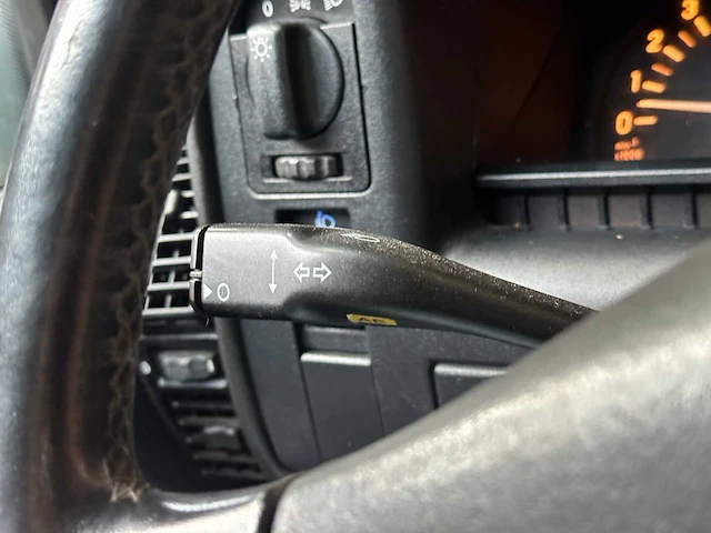 Opel omega 3000 24v 204pk 1991 - afbeelding 31 van  55