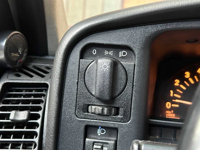 Opel omega 3000 24v 204pk 1991 - afbeelding 32 van  55