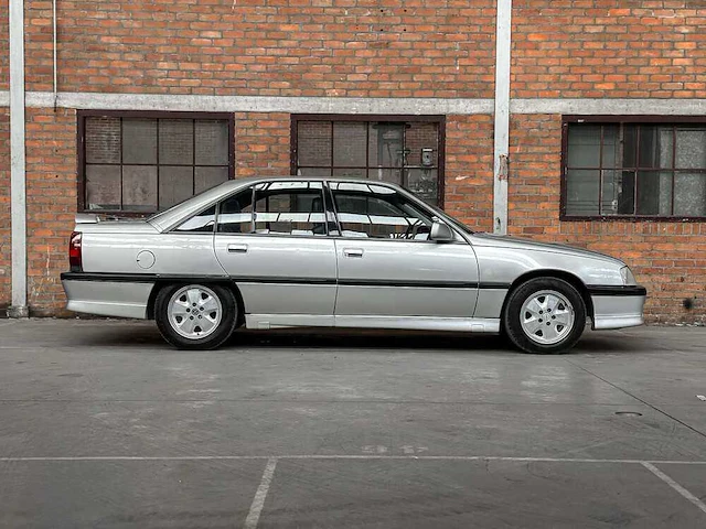 Opel omega 3000 24v 204pk 1991 - afbeelding 11 van  42