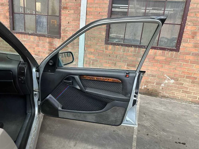 Opel omega 3000 24v 204pk 1991 - afbeelding 21 van  42