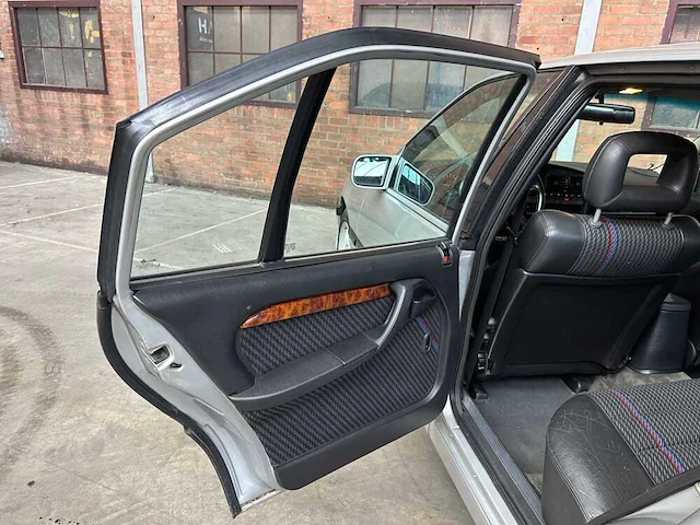 Opel omega 3000 24v 204pk 1991 - afbeelding 30 van  42