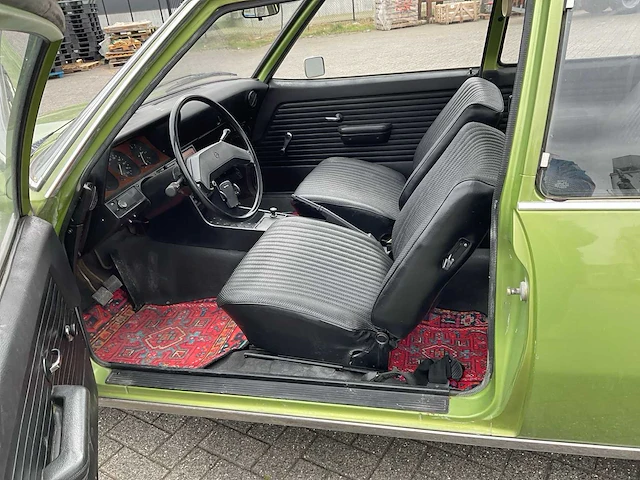 Opel rekord auto - afbeelding 9 van  35