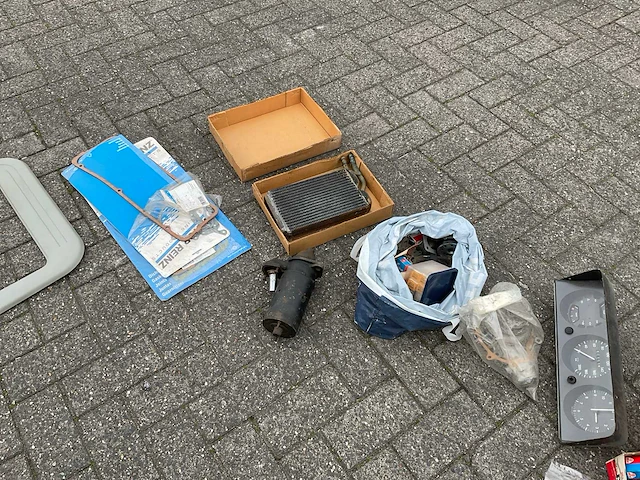 Opel rekord auto - afbeelding 27 van  35
