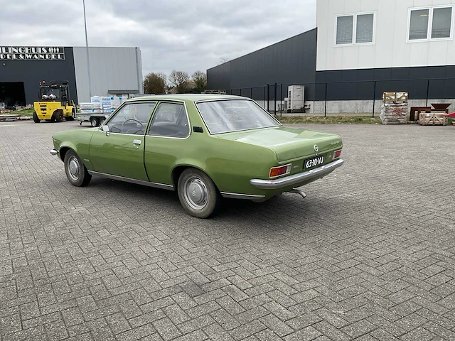 Opel rekord auto - afbeelding 30 van  35