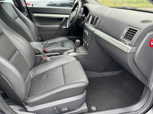 Opel signum 3.0 v6 cdti executive 8-kxb-76 - afbeelding 10 van  43