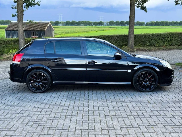Opel signum 3.0 v6 cdti executive 8-kxb-76 - afbeelding 40 van  43