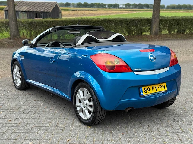 Opel tigra twintop 1.4-16v cosmo org nl nap 89-pv-pn - afbeelding 12 van  18