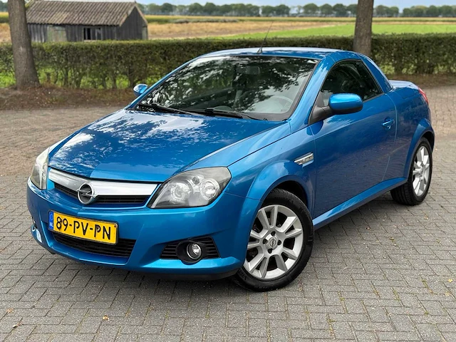 Opel tigra twintop 1.4-16v cosmo org nl nap 89-pv-pn - afbeelding 18 van  18