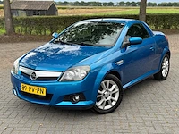 Opel tigra twintop 1.4-16v cosmo org nl nap 89-pv-pn - afbeelding 18 van  18