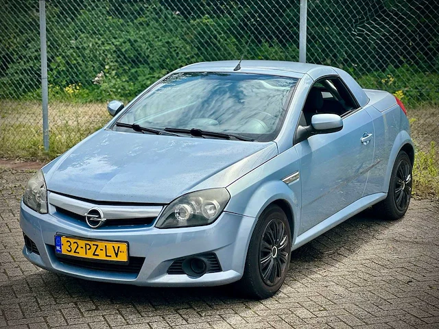 Opel tigra twintop 1.4 16v enjoy, 32pzlv - afbeelding 1 van  10
