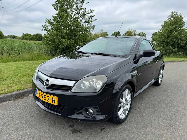 Opel tigra twintop 1.8-16v airco enjoy hx-952-h - afbeelding 2 van  29