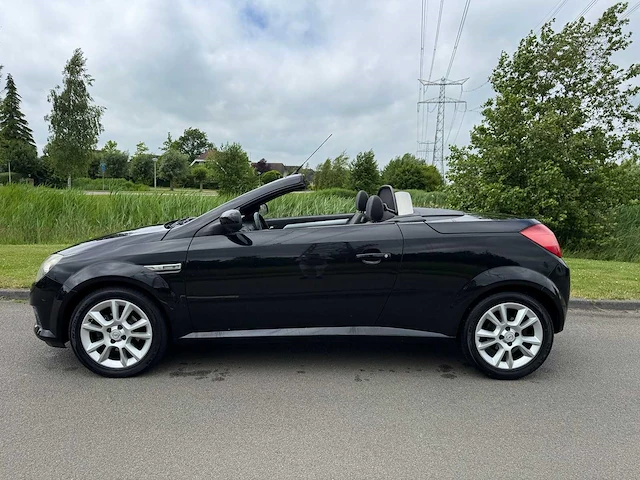 Opel tigra twintop 1.8-16v airco enjoy hx-952-h - afbeelding 24 van  29