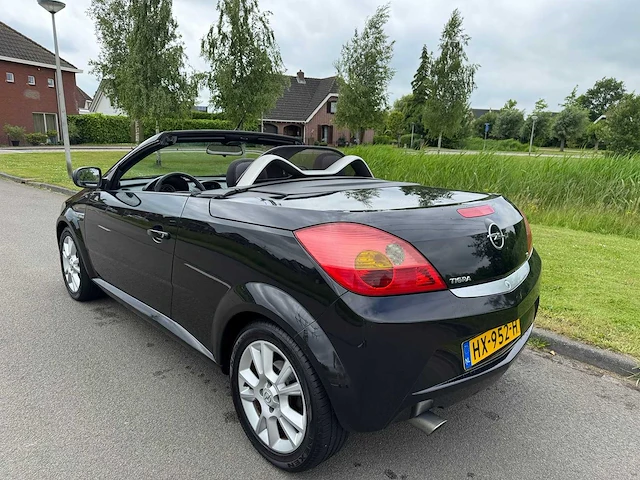 Opel tigra twintop 1.8-16v airco enjoy hx-952-h - afbeelding 27 van  29