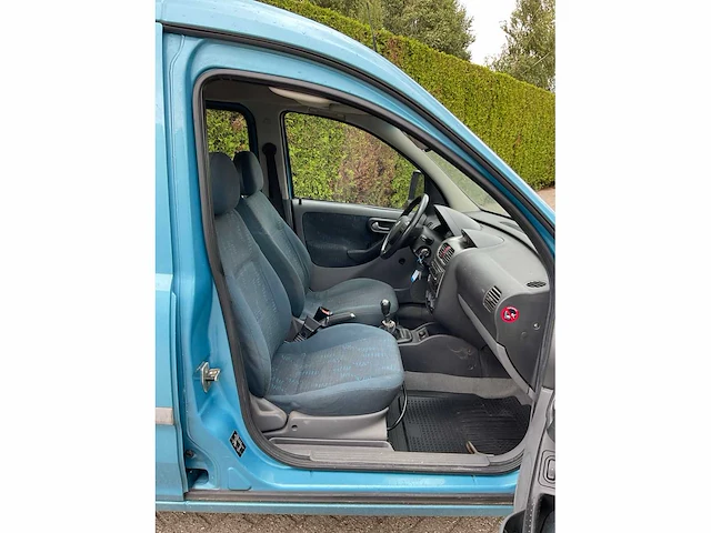 Opel tour 32-lb-br - afbeelding 4 van  32
