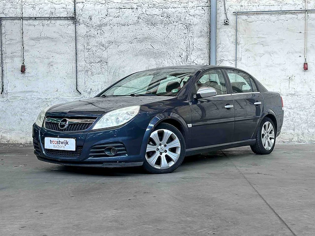 Opel vectra 1.8-16v executive 140pk 2007, 60-zb-nk - afbeelding 1 van  40