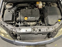 Opel vectra 1.8-16v v-line 21-rp-gk - afbeelding 9 van  17