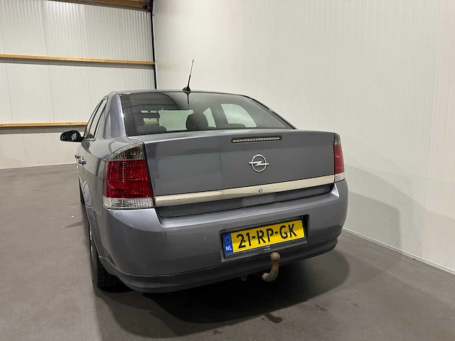 Opel vectra 1.8-16v v-line 21-rp-gk - afbeelding 12 van  17