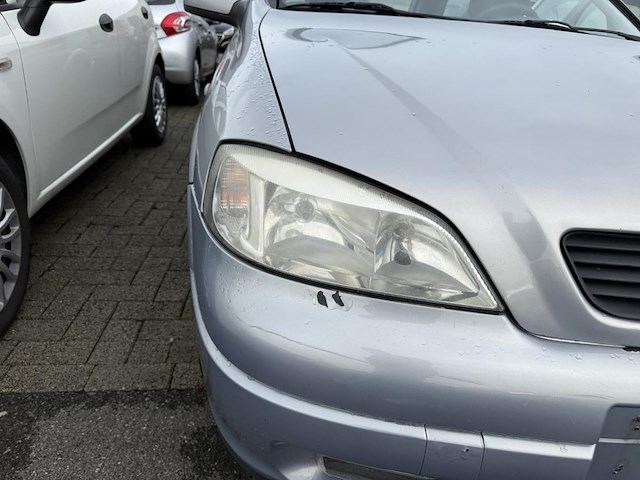 Opel vectra 1.8i xel 16v comfort, 2002 - afbeelding 17 van  30