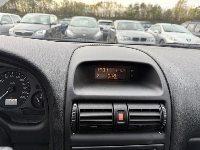 Opel vectra 1.8i xel 16v comfort, 2002 - afbeelding 30 van  30