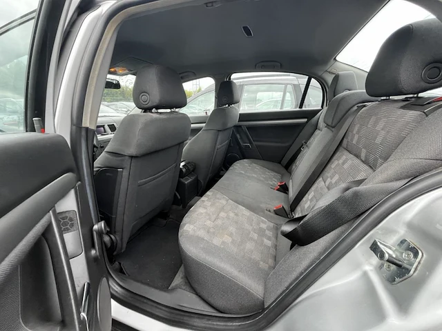 Opel vectra, 2004 - afbeelding 8 van  40