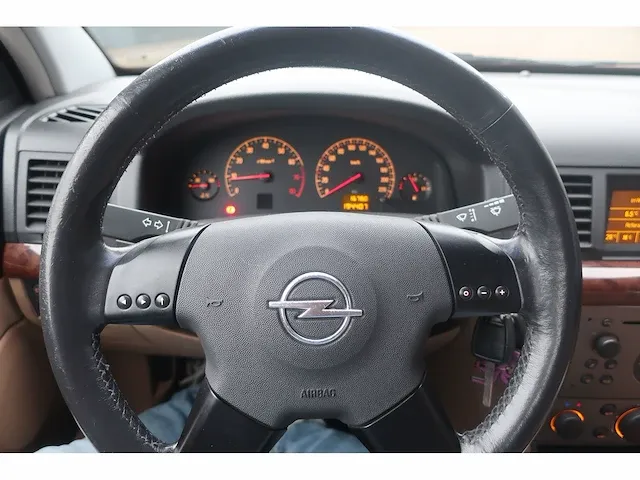 Opel vectra 2.2-16v elegance, 14-jr-bn - afbeelding 2 van  17