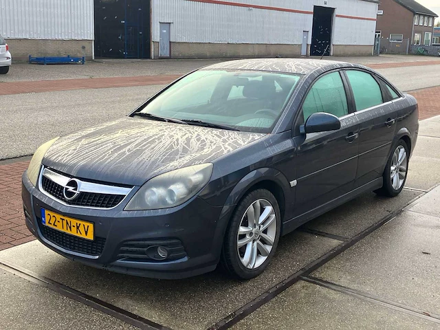Opel vectra gts 1.8-16v sport , 22-tn-kv - afbeelding 1 van  12