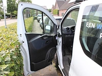 Opel vivaro 1.6 cdti l2h1 dc edition eco flex met kenteken v-499-dt. datum eerste toelating 8 februari 2017. - afbeelding 4 van  24