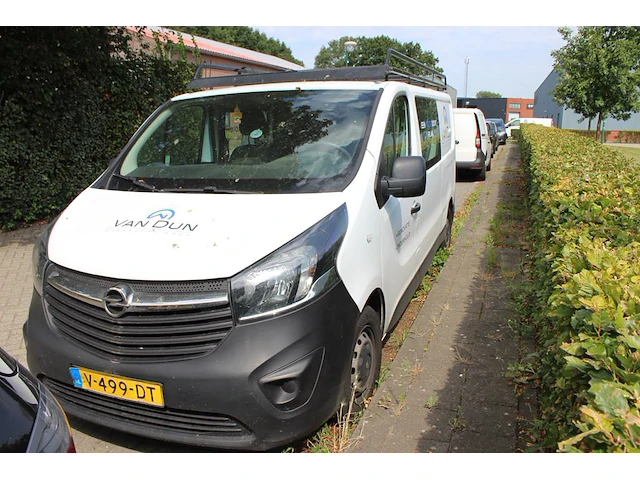 Opel vivaro 1.6 cdti l2h1 dc edition eco flex met kenteken v-499-dt. datum eerste toelating 8 februari 2017. - afbeelding 12 van  24