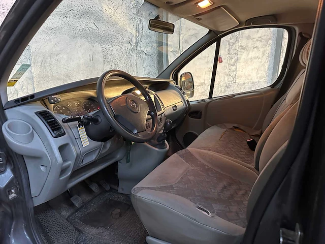 Opel vivaro 1.9 cdti l2h1 6-persoons 82pk 2004, 42-bp-tk - afbeelding 18 van  39