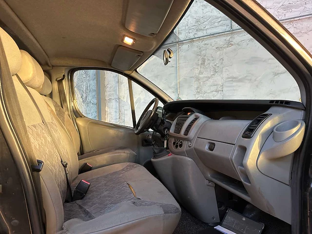 Opel vivaro 1.9 cdti l2h1 6-persoons 82pk 2004, 42-bp-tk - afbeelding 29 van  39