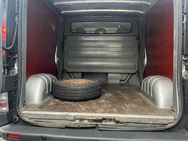 Opel vivaro 1.9 di l2h1 - 2003 | 95-bg-lk - afbeelding 9 van  21