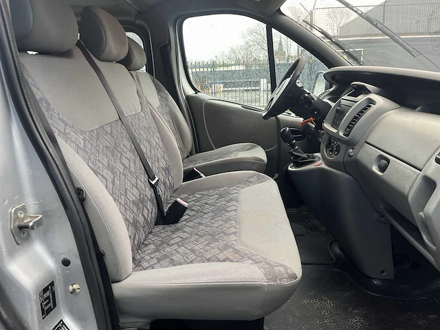 Opel vivaro 1.9 di l2h1 - 2003 | 95-bg-lk - afbeelding 13 van  21
