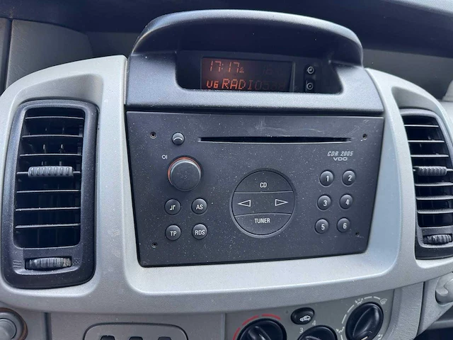 Opel vivaro 1.9 dti l1h1 airco lage km stand 37-bl-zn - afbeelding 10 van  19