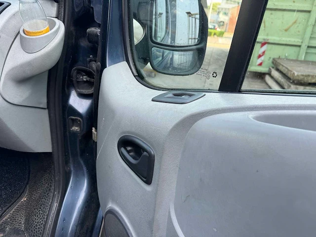 Opel vivaro 1.9 dti l1h1 airco lage km stand 37-bl-zn - afbeelding 10 van  19
