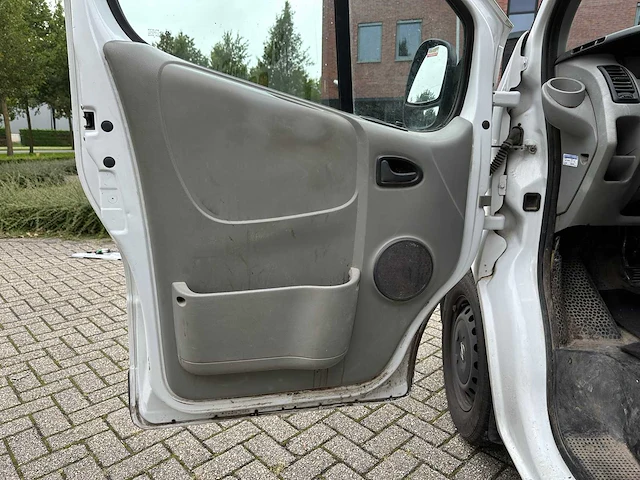 Opel vivaro 2.5 cdti 114pk 2008 bedrijfswagen, 90-vtr-9 youngtimer - afbeelding 10 van  32