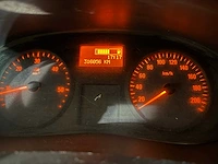 Opel vivaro 2.5 cdti l2h1, 3-vjd-04 - afbeelding 2 van  14