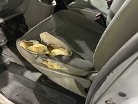 Opel vivaro 2.5 cdti l2h1, 3-vjd-04 - afbeelding 13 van  14