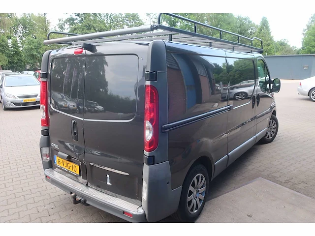 Opel vivaro 2.5 cdti l2h1, 8-vjg-10 - afbeelding 13 van  19