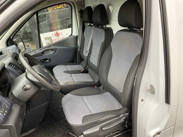 Opel vivaro bedrijfswagen - afbeelding 4 van  19