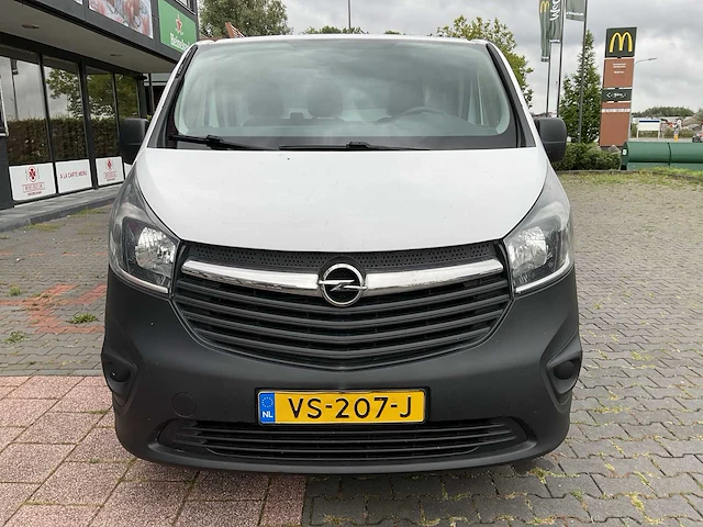 Opel vivaro bedrijfswagen - afbeelding 1 van  19