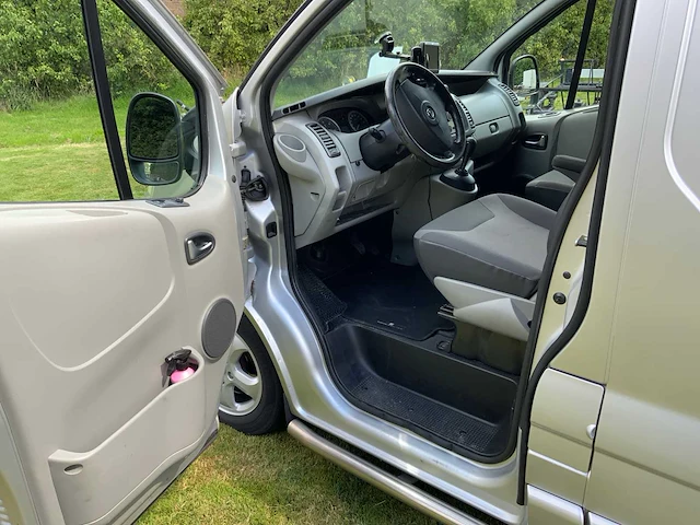 Opel vivaro bedrijfswagen - afbeelding 18 van  36