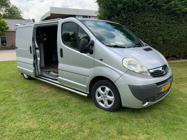 Opel vivaro bedrijfswagen - afbeelding 34 van  36