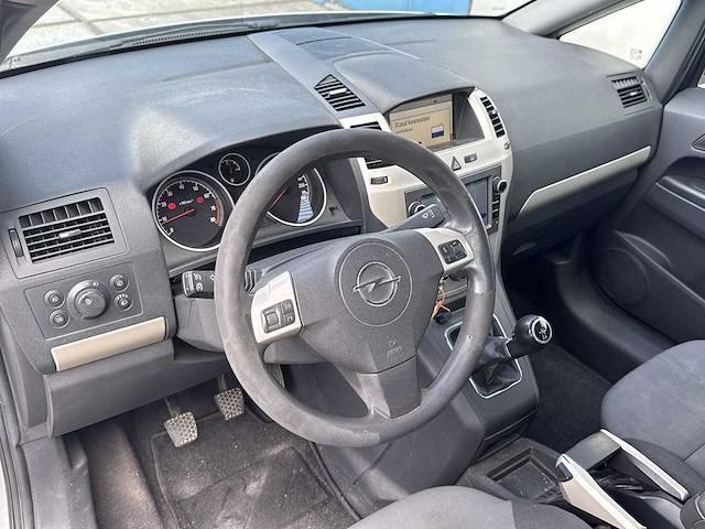 Opel zafira 1.6 temptation car 2010 | 11-klz-4 - afbeelding 11 van  24